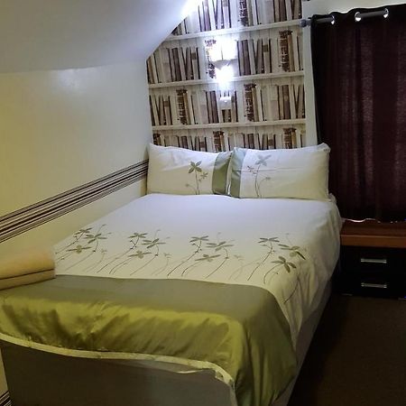 Portsmouth Budget Hotels - All Rooms Are En-Suite المظهر الخارجي الصورة